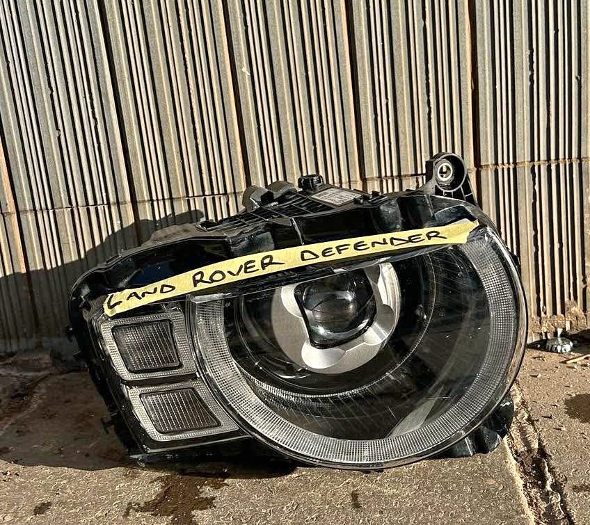 Land Rover Defender headlight - Private Seller