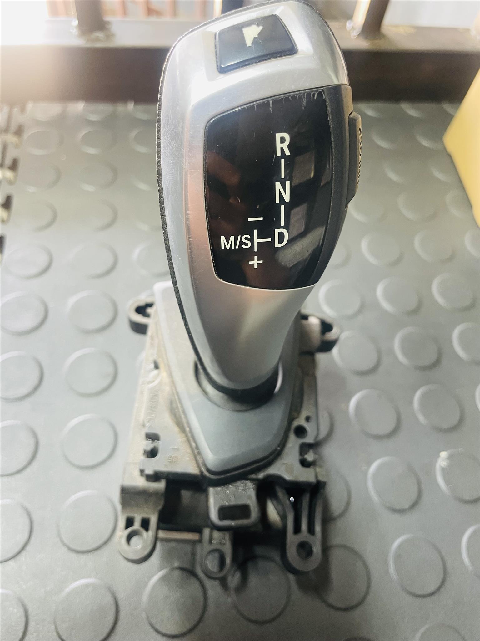 Bmw 3 Series F30 F31 F34  Gear Shift Knob Lever 9296897 01 - Private Seller