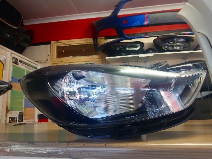 2017 HYUNDAI GRAND I10 RIGHT HEADLIGHT FOR SALE - Private Seller 2017 HYUNDAI GRAND I10 RIGHT HEADLIGHT FOR SALE - Private Seller
