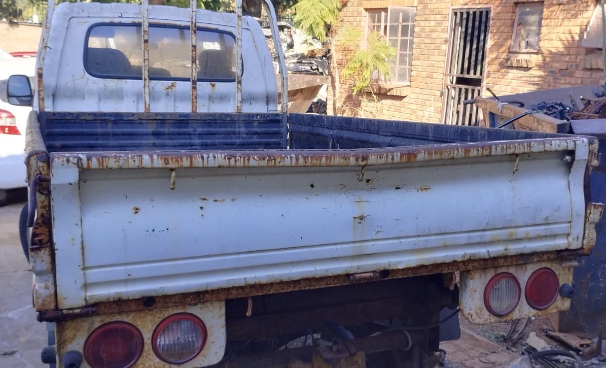 2010 KIA K2500 2.5 DIESEL MANUAL STRIPPING FOR SPARES
