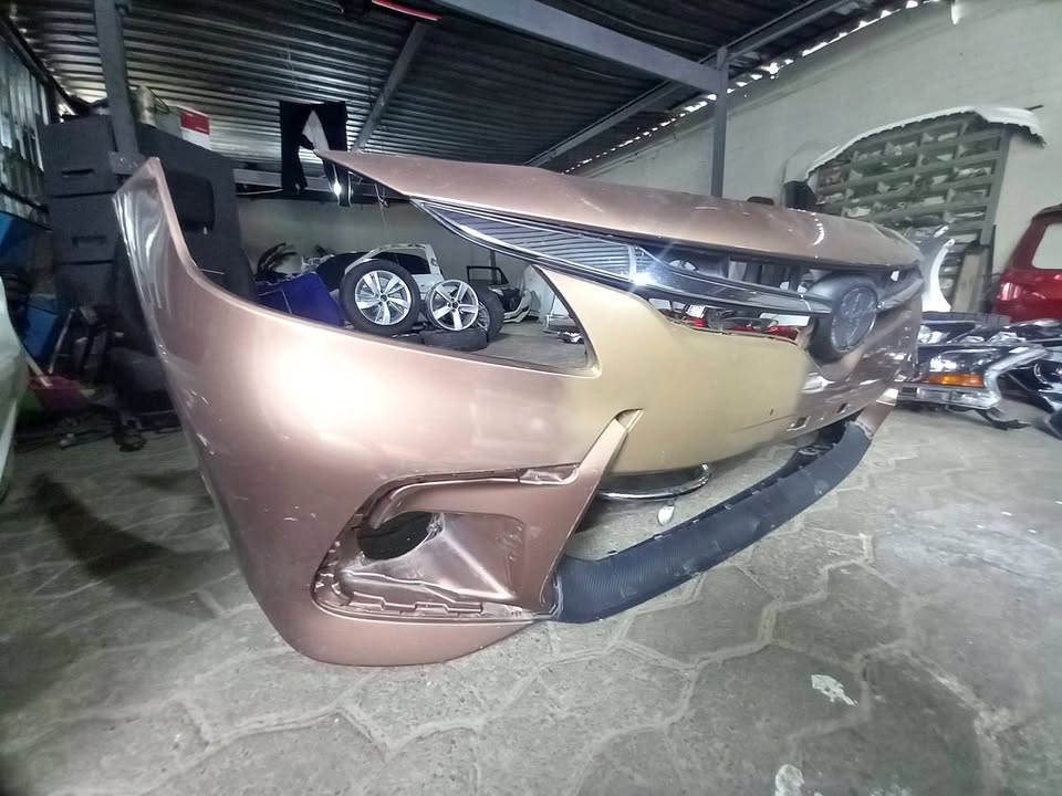 Toyota Starlet Front Bumper R10 - Private Seller Toyota Starlet Front Bumper R10 - Private Seller