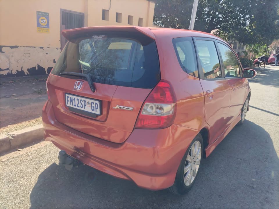 2008 Honda jazz 1.5