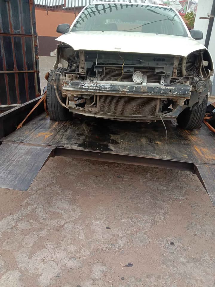 Ford Ikon 2012, 1.6 petrol - Private Seller