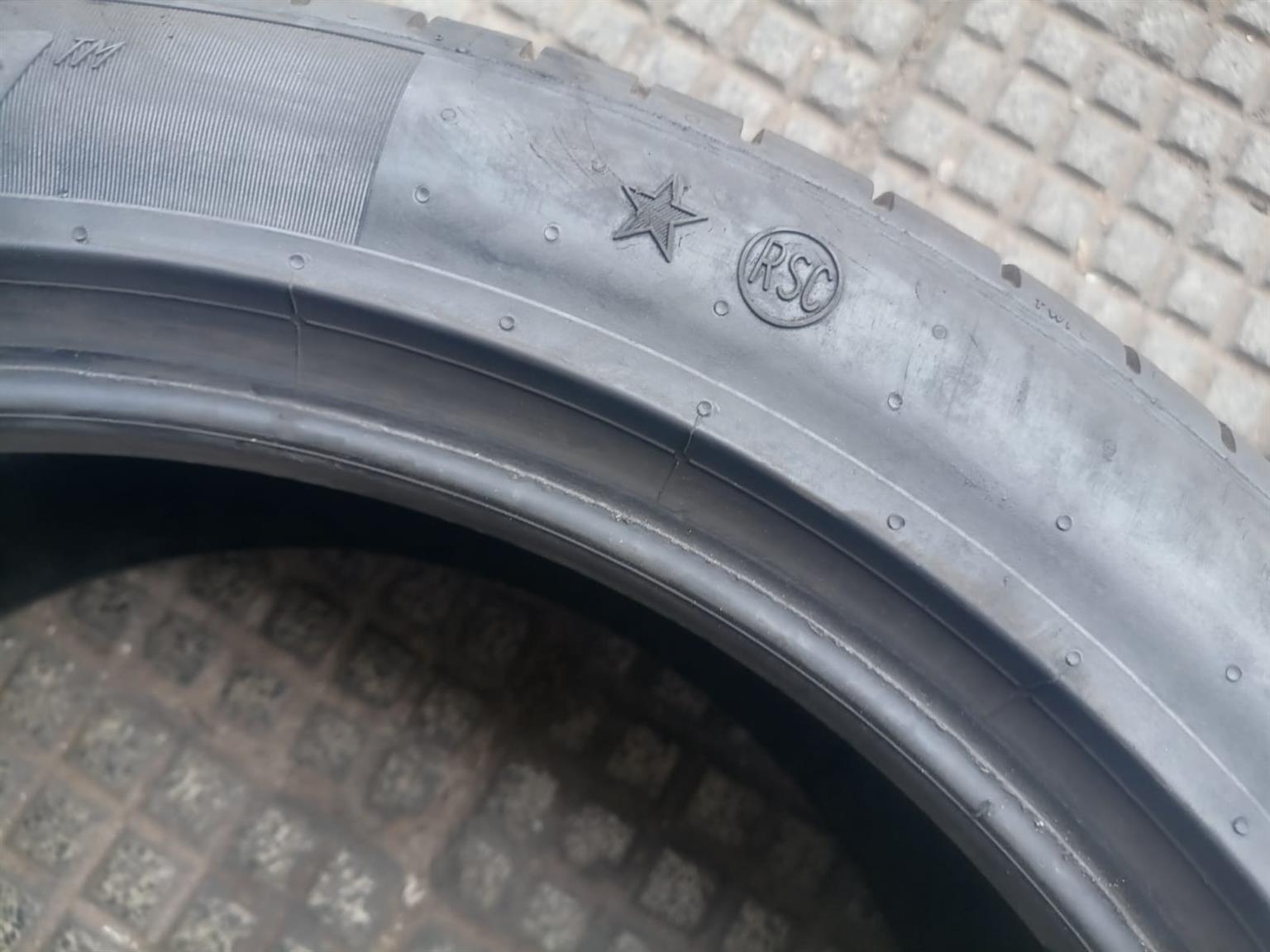 275/40/20 and 315/35/20 Pirelli Pzerro Runflat tyres. 80% - Private Seller