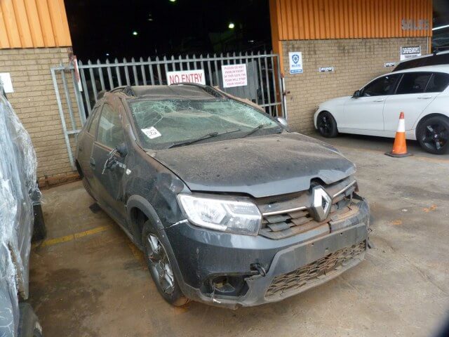 Stripping for Spares / Renault Sandero Stepway Expression 900T 2020 - Private Seller Stripping for Spares / Renault Sandero Stepway Expression 900T 2020 - Private Seller