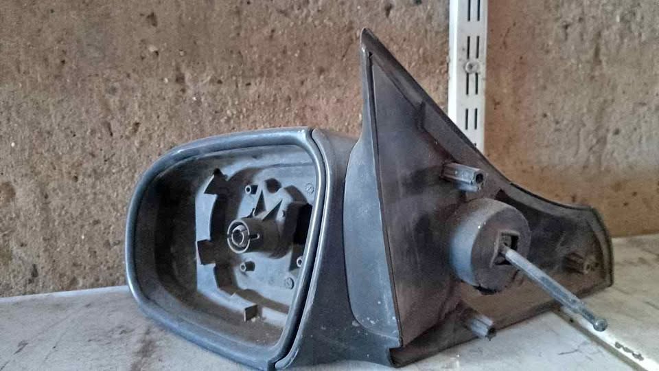 Opel Corsa Lite LHS manual mirror housing - Private Seller Opel Corsa Lite LHS manual mirror housing - Private Seller