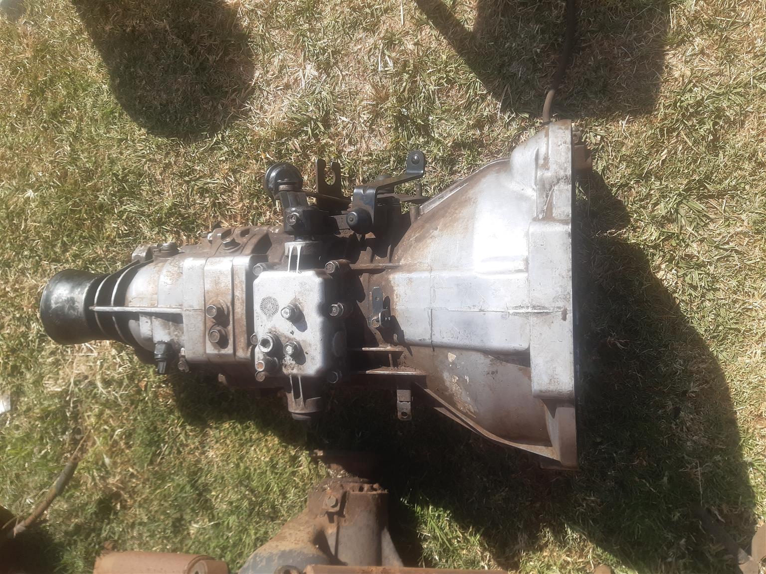 H1 HYUNDAI GEARBOX G4KG.