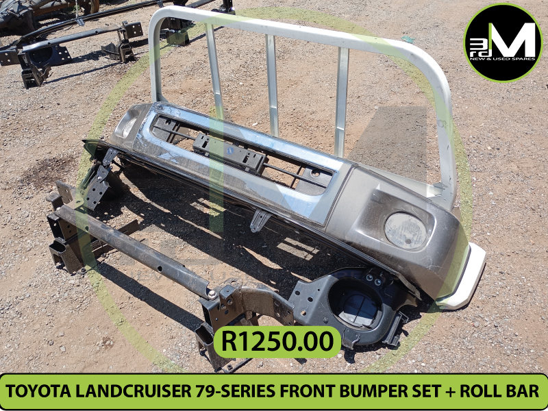TOYOTA LANDCRUISER 79 SERIES FRONT BUMPER SET + ROLL BAR SET - Private Seller