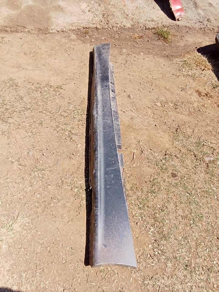 BMW 1 series side scurt - Private Seller