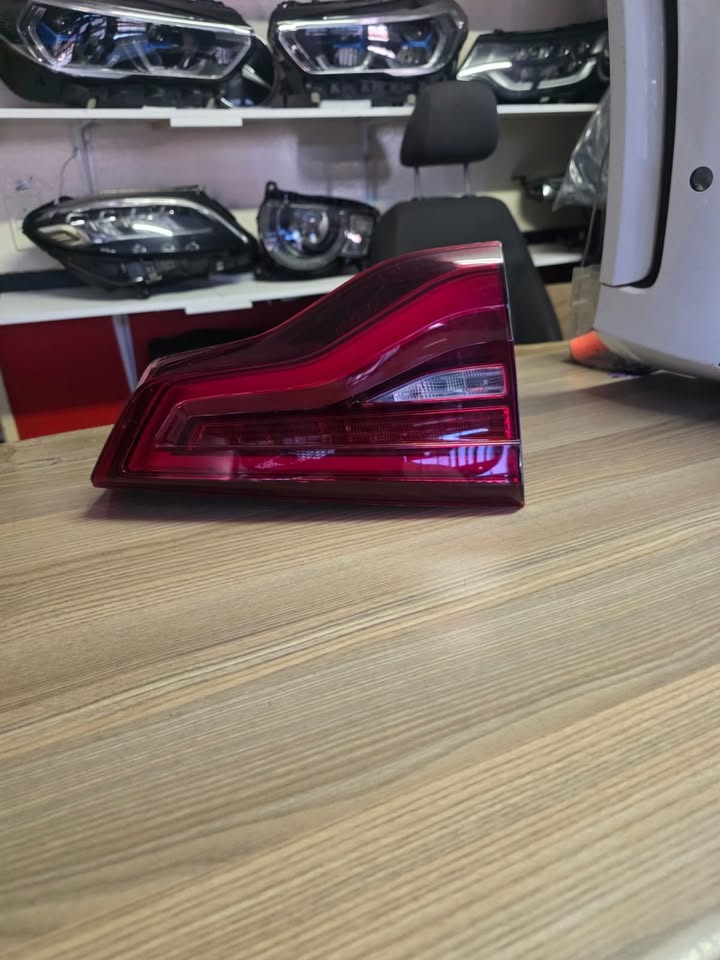 2019 BMW G01 PREFACE TAILLIGHT LEFT FOR SALE - Private Seller