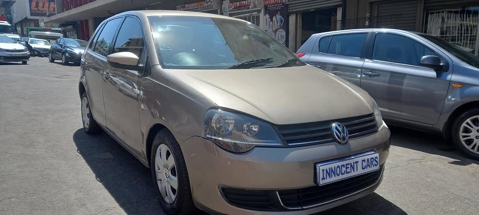 2016 VW POLO VIVO 1.4 MANUAL TRANSMISSION, GOLD, 81000KM, USED ACCIDENT FREE NO DAMAGE