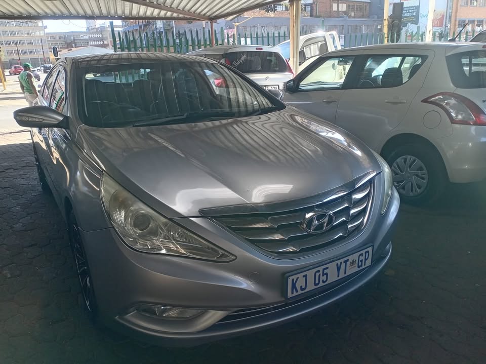 Used 2012 Hyundai Sonata 2.4 GLS auto - Omega EL Auto