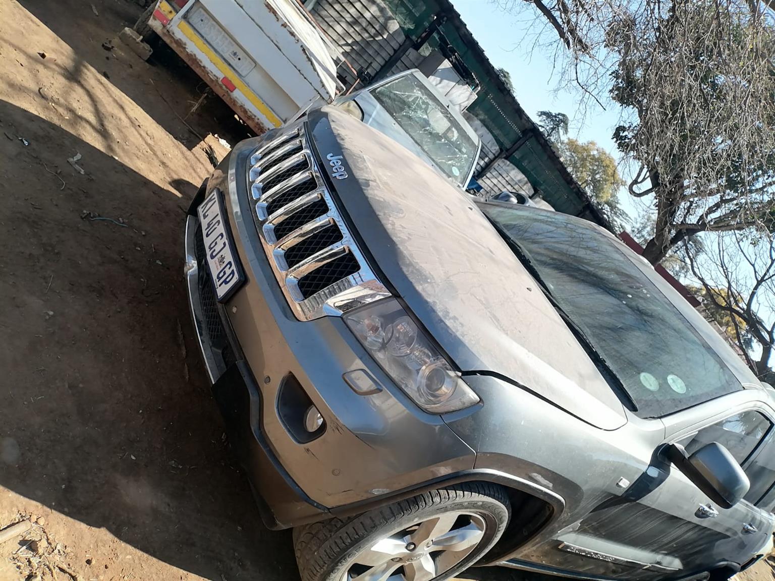 2012 Jeep Grand Cherokee 4X4 CRD Diesel Automatic transmission Stripping for spa - Private Seller