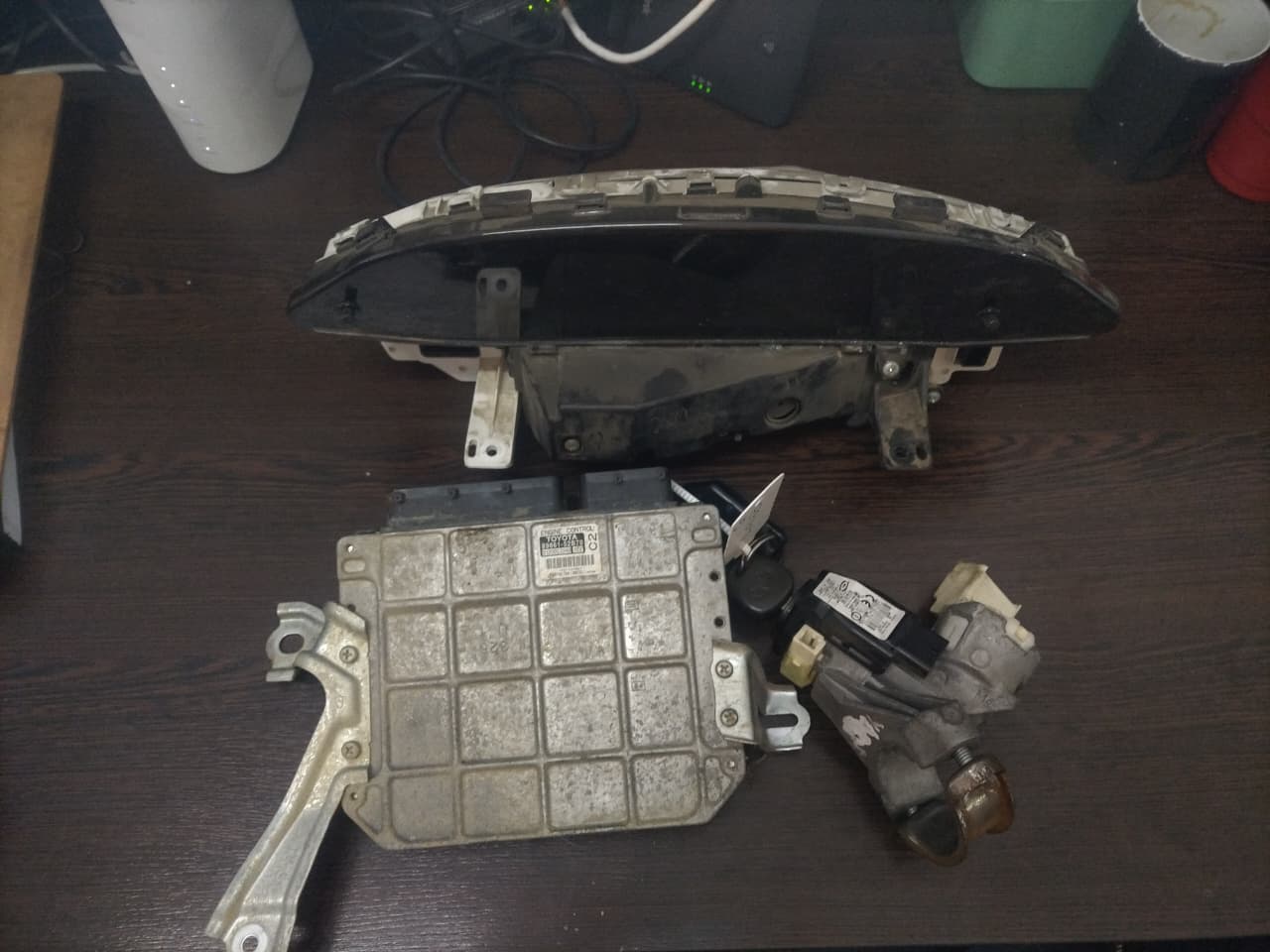 Toyota 2nz ecu computer box lockset for sale used - Private Seller