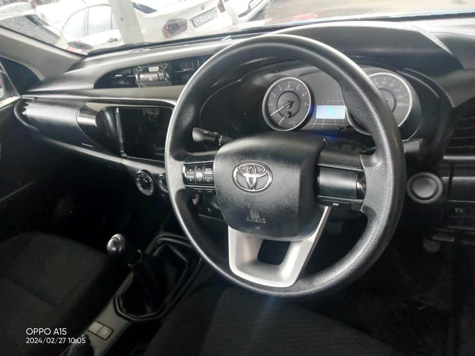 2017 TOYOTA HILUX 2.7 SRX SINGLE CAB MANUAL