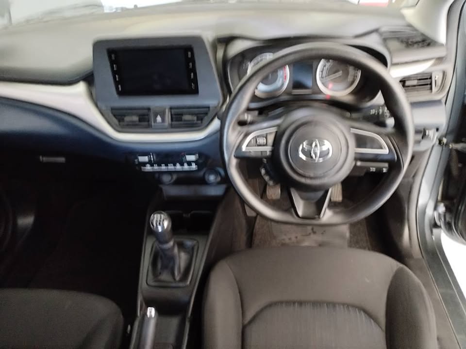 2023 TOYOTA STARLET 1.5XS MANUAL