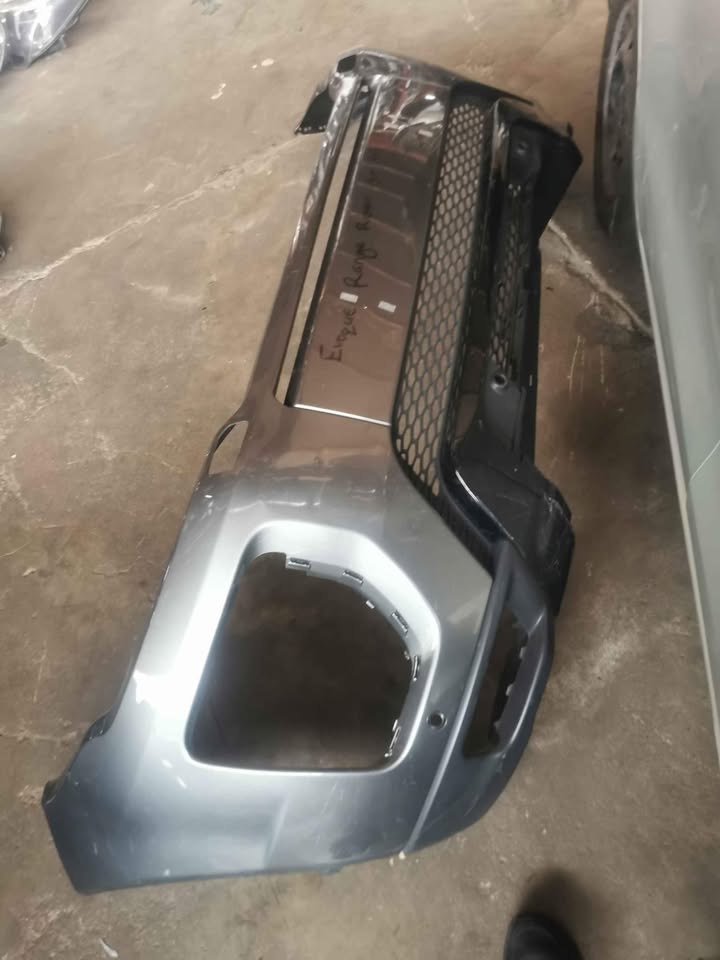 Range Rover Evoque bumper 2018 - Private Seller Range Rover Evoque bumper 2018 - Private Seller