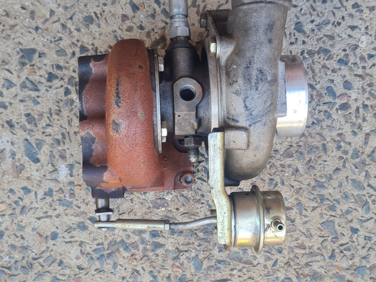 Mazda 2l 16v. Fe3 engen with parts - Private Seller