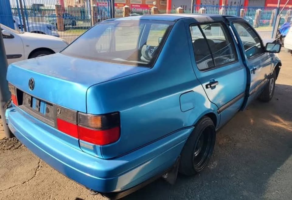 Volkswagen Jetta 3 (MK3) NOW STRIPPING FOR SPARE/PARTS
