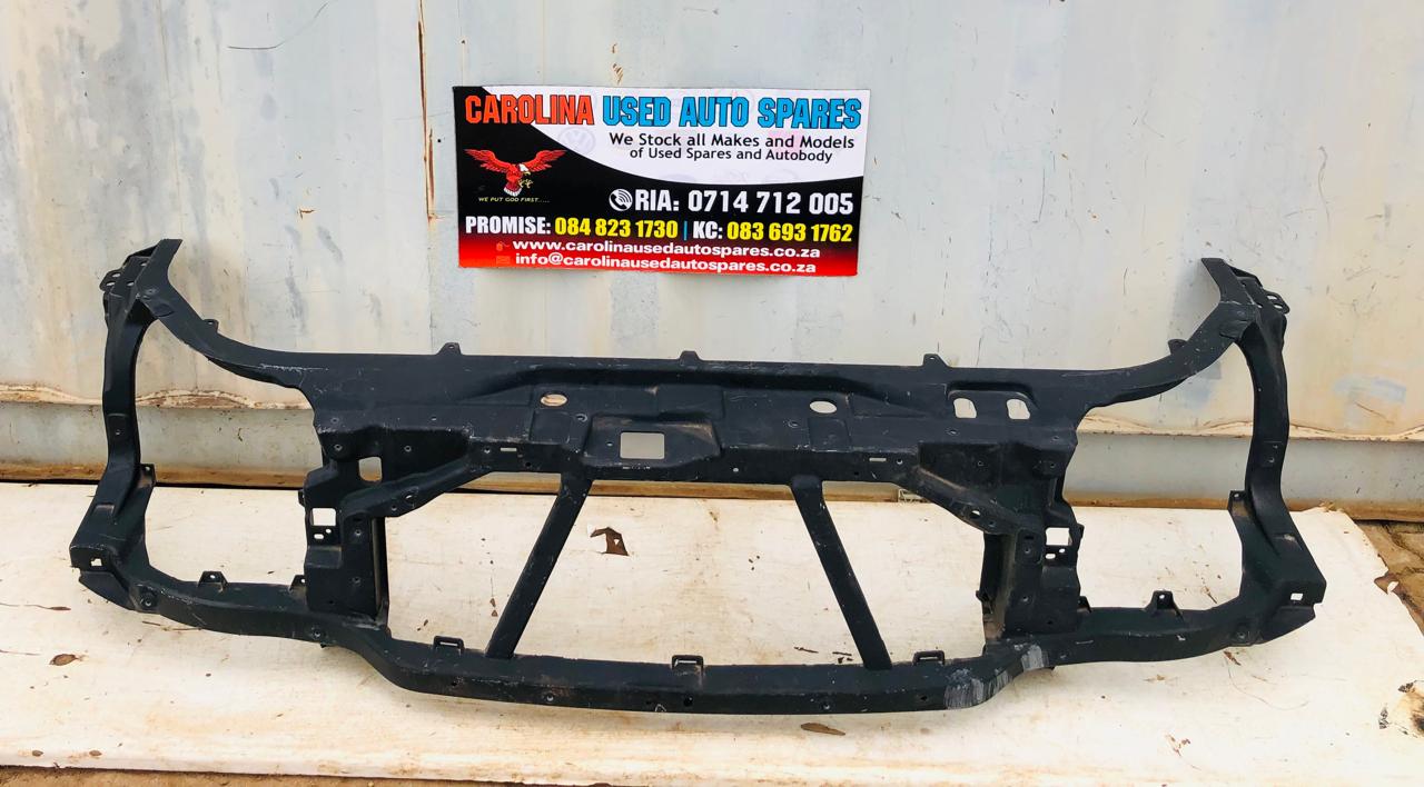 Range Rover Discovery 5 radiator cradle - Private Seller