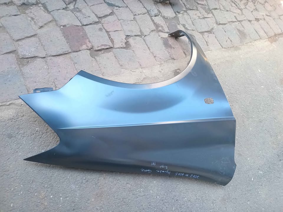 2002 to 2005 Hyundai Getz right fender for sale WhatsApp or cell - Private Seller 2002 to 2005 Hyundai Getz right fender for sale WhatsApp or cell - Private Seller