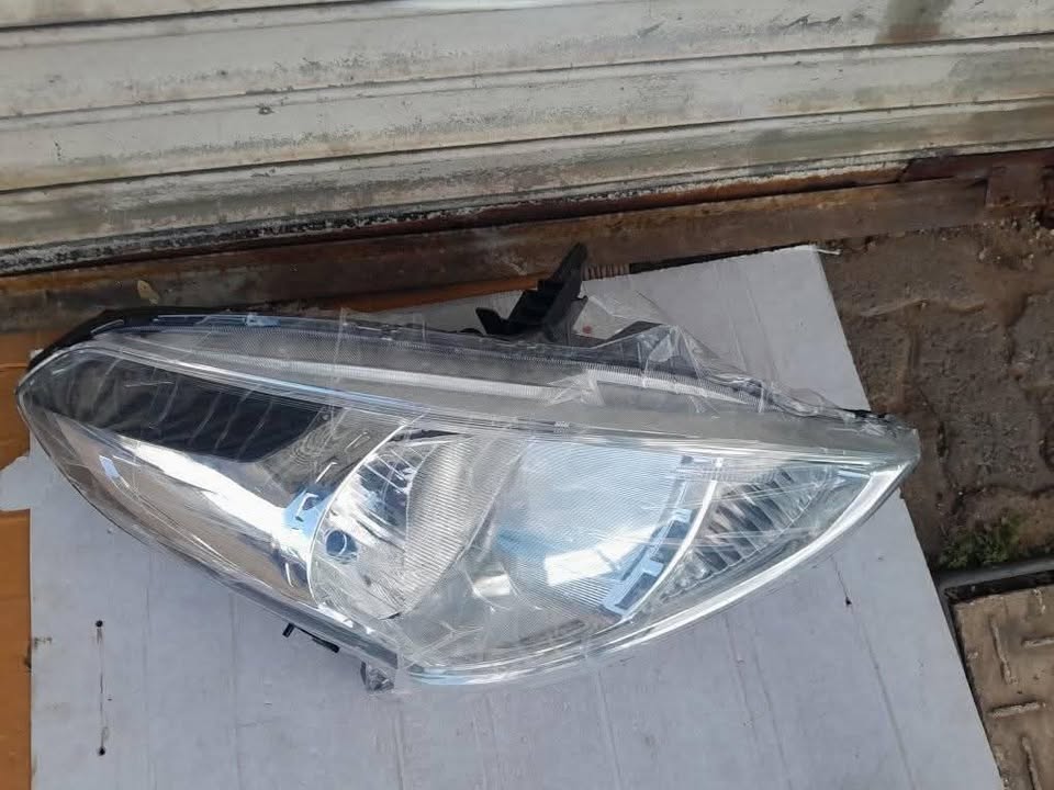 2017-2024 NISSAN ALMERA RIGHT SIDE HEADLIGHT FOR SALE