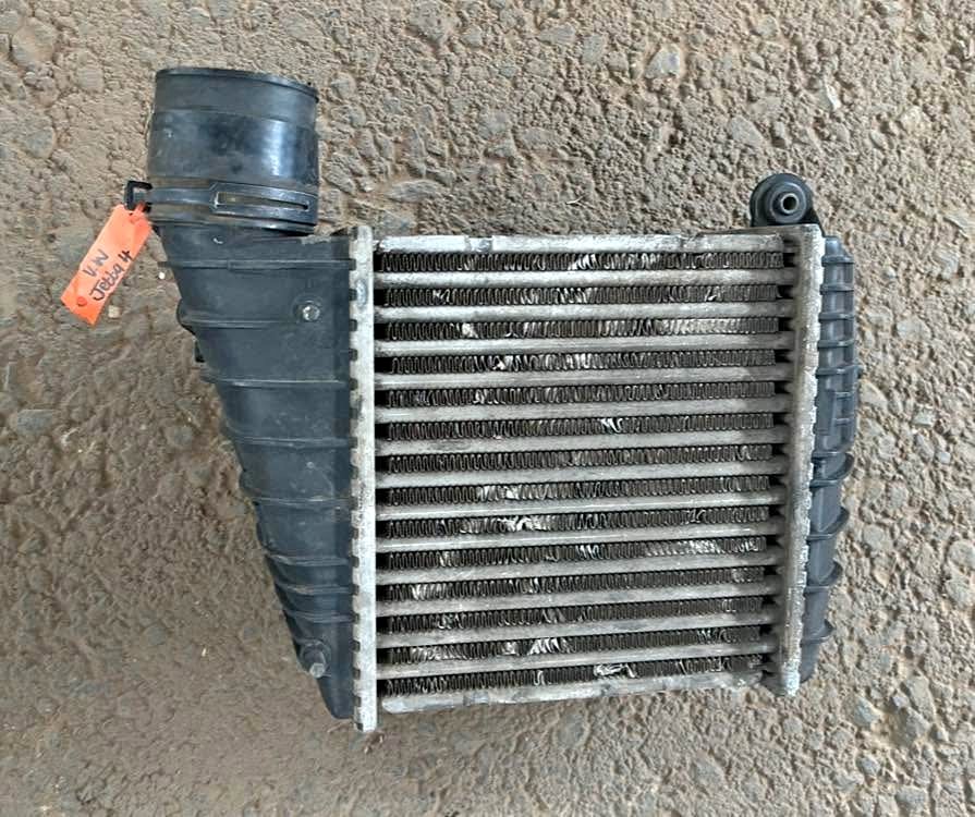 Volkswagen Jetta 4 1.9 TDI Intercooler For Sale Call or WhatsApp - Private Seller