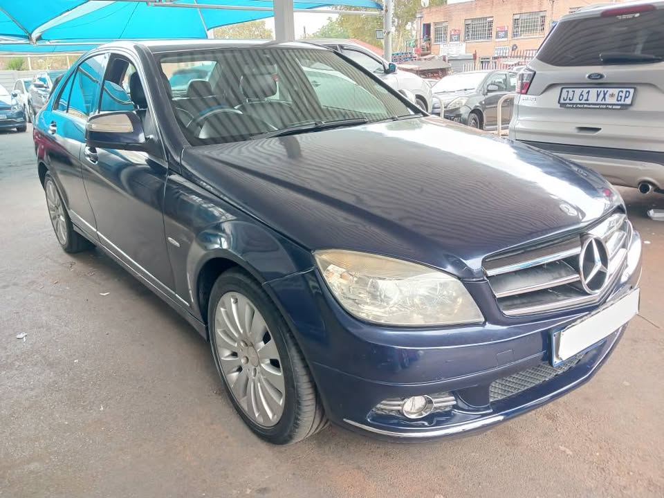 2009 MECEDES BENZ C200 KOMPRESSOR Transmission: Automatic  Mileage  Fueltype: Petrol  Blue