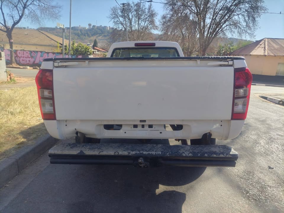 2015 Isuzu Kb250 single cab