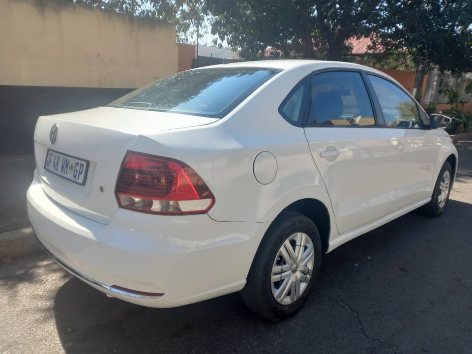 2019 Polo 6 Sedan 1.4 Petrol, Manual, White, 38000km Service History