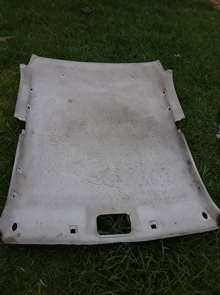 Ford fietsa roof vinal for sale. - Private Seller Ford fietsa roof vinal for sale. - Private Seller