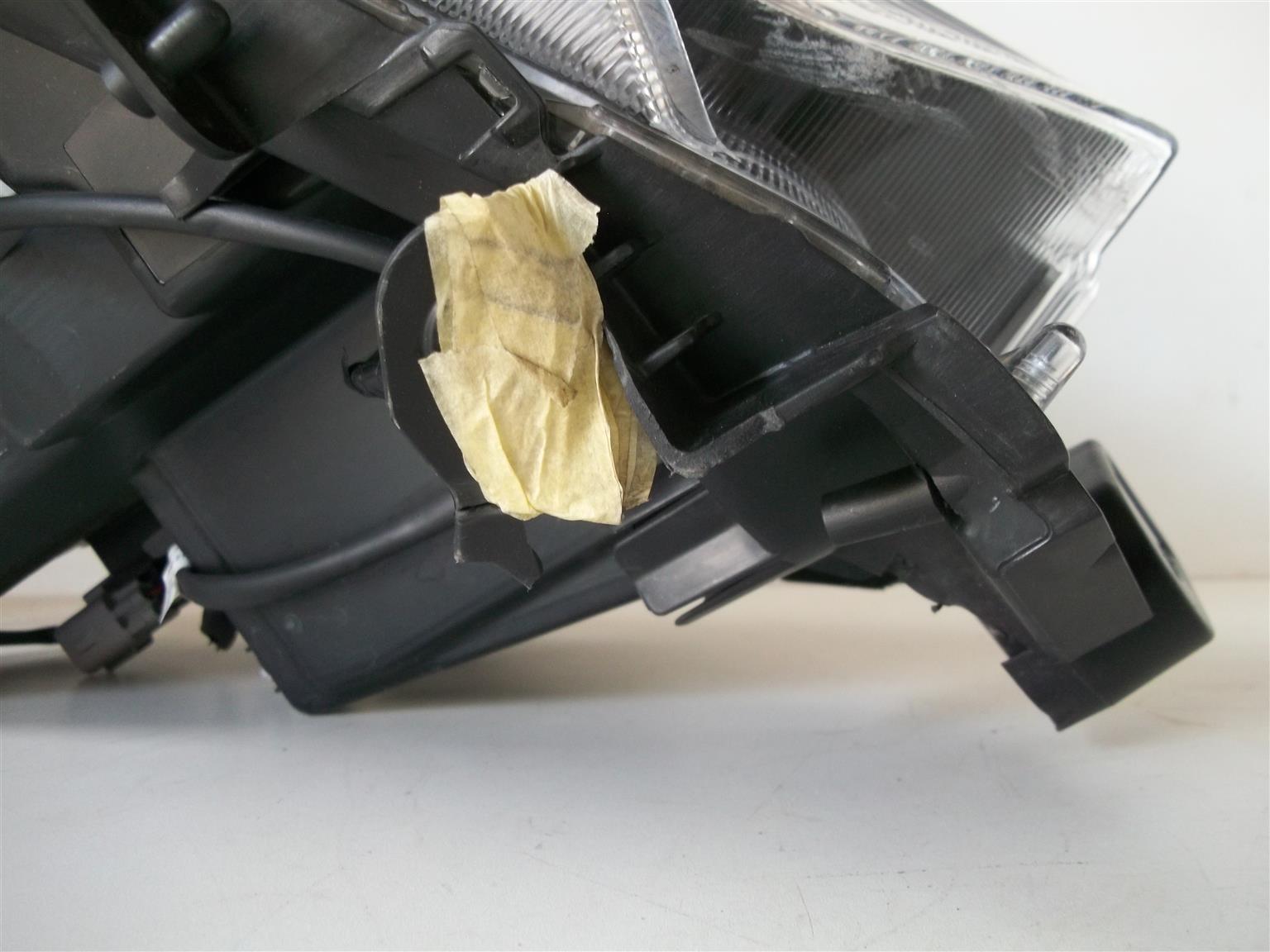 Suzuki Swift left Headlight - Private Seller Suzuki Swift left Headlight - Private Seller