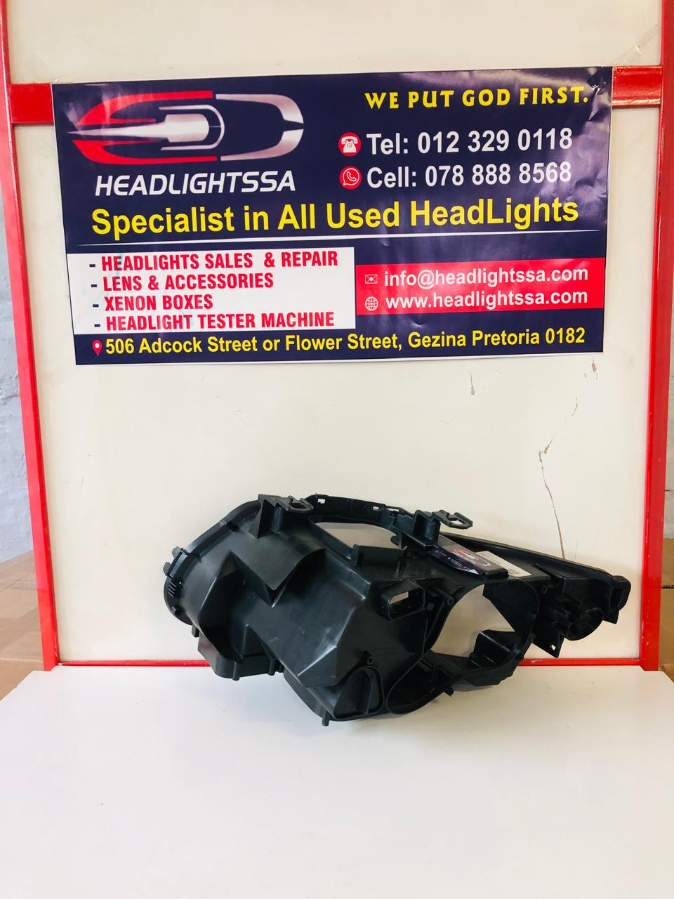 BMW E92 M3 right side headlight replacement housing (2005) - Private Seller BMW E92 M3 right side headlight replacement housing (2005) - Private Seller