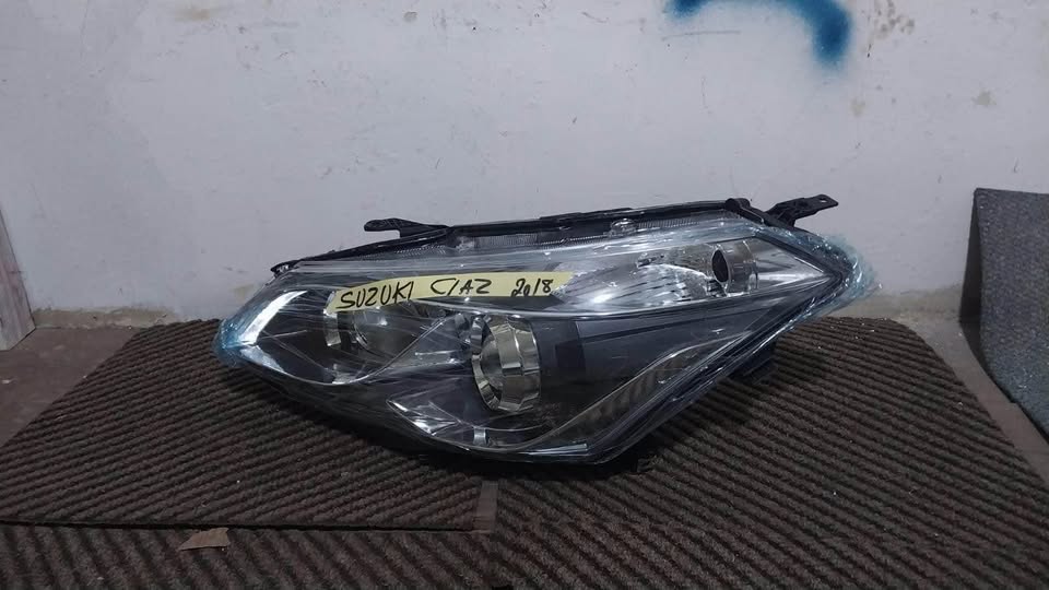Suzuki Ciaz headlight - Private Seller