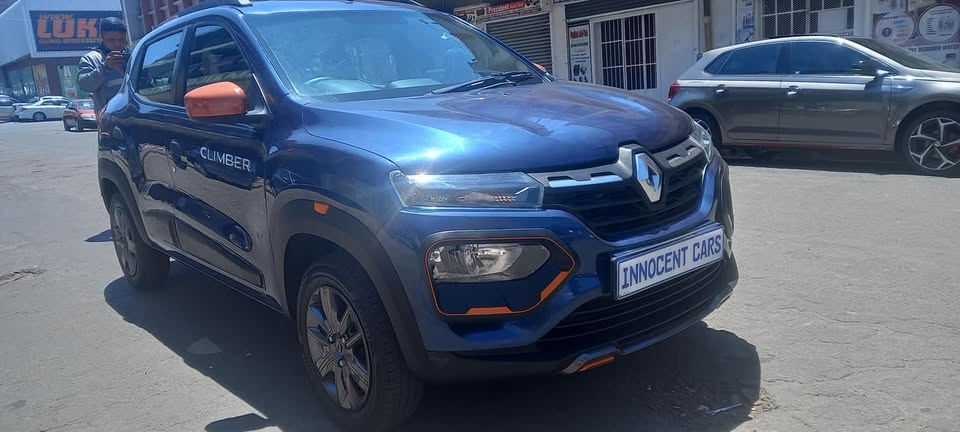 USED 2022 RENAULT KWID 1.0 CLIMBER, PETROL, BLUE COLOR, MILEAGE 28000KM