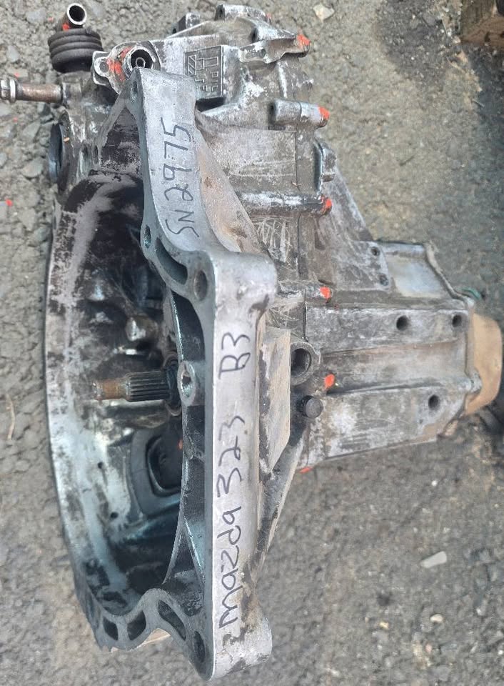 Mazda 323 B3 Gearbox Good Condition - Private Seller Mazda 323 B3 Gearbox Good Condition - Private Seller