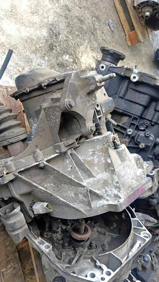 FORD FIESTA 5 SPEED GEARBOXES FOR SALE - Private Seller FORD FIESTA 5 SPEED GEARBOXES FOR SALE - Private Seller