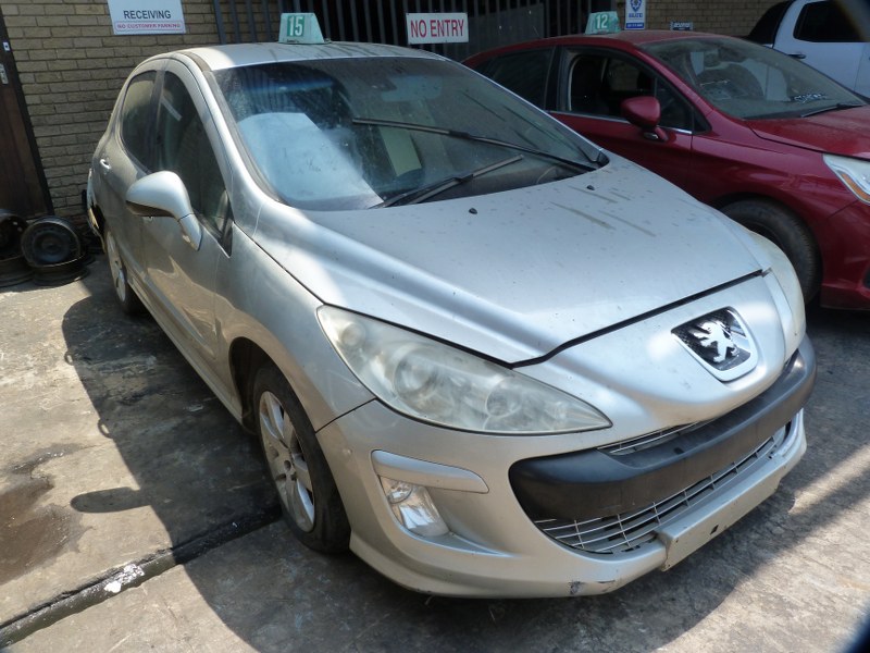 Peugeot 308 1.6 X-Line Manual Silver - 2010 STRIPPING FOR SPARES - Private Seller