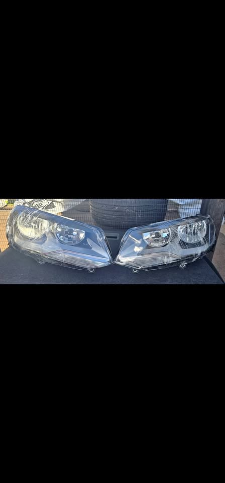 Vw Toureg Headlights 2010-2015 - Private Seller Vw Toureg Headlights 2010-2015 - Private Seller