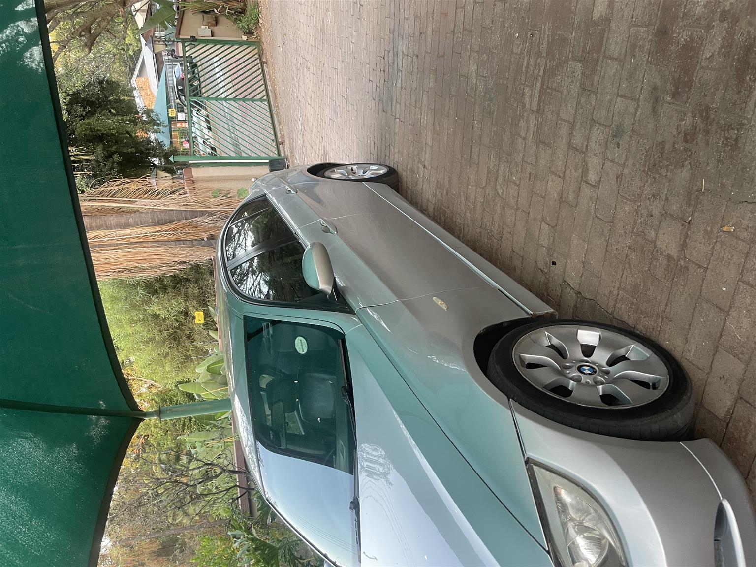 E90 Bmw Excellent condition 0790703835
