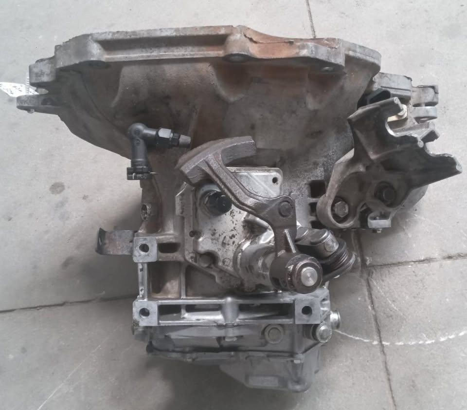 Chevrolet Cruze manual gearbox - Private Seller Chevrolet Cruze manual gearbox - Private Seller