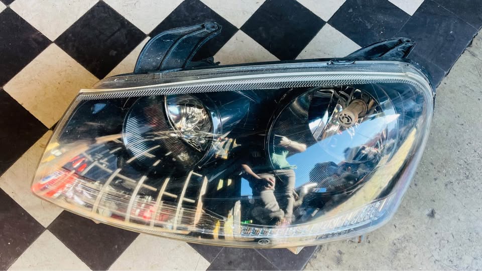 GWM STEED 5 LED HEADLIGHT - Private Seller GWM STEED 5 LED HEADLIGHT - Private Seller