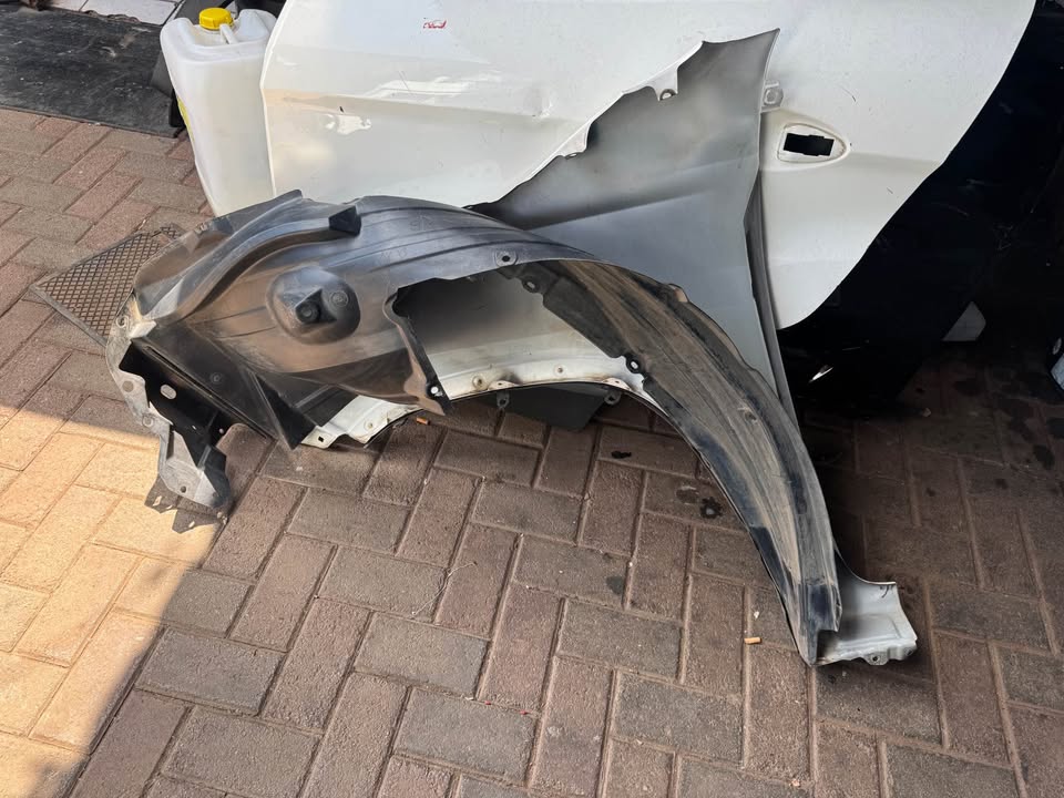 Toyota Fortuner GD6 Left Fender - Private Seller Toyota Fortuner GD6 Left Fender - Private Seller
