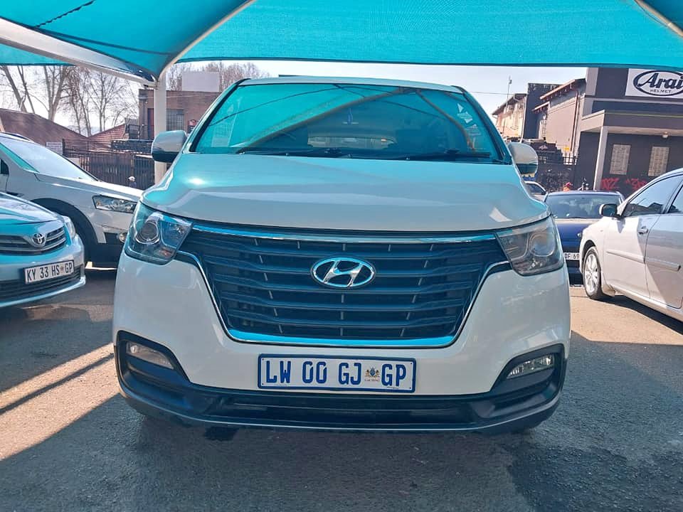 2019 HYUNDAI H1 2.5 CDI  105 000KM WHITE COLOR MANUEL DIESEL