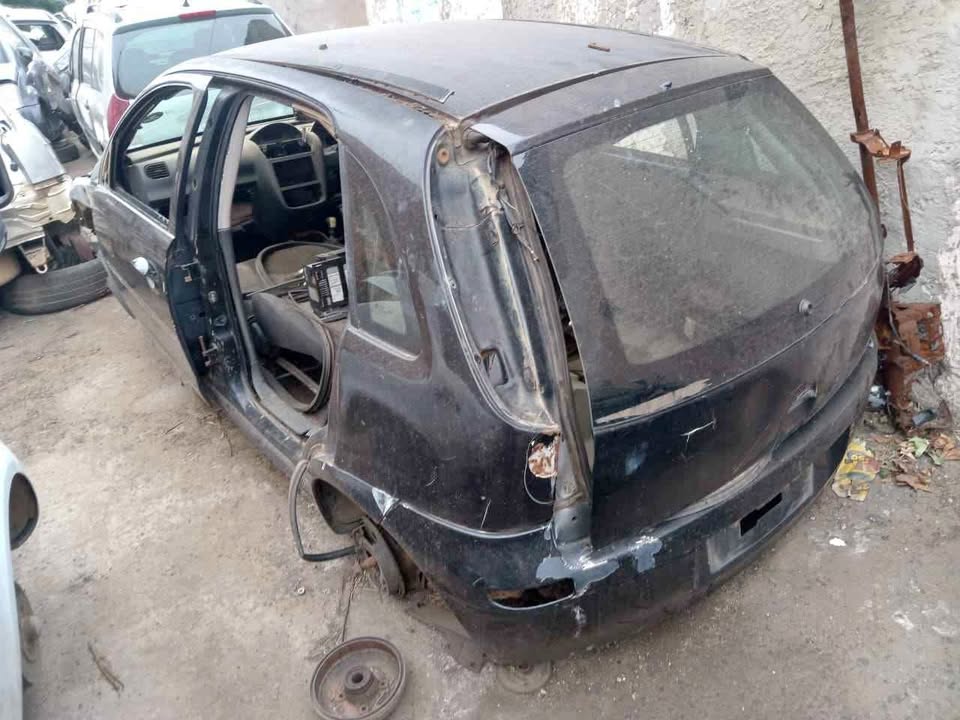 Opel corsa gamma Stripping For Spares Opel corsa gamma Stripping For Spares