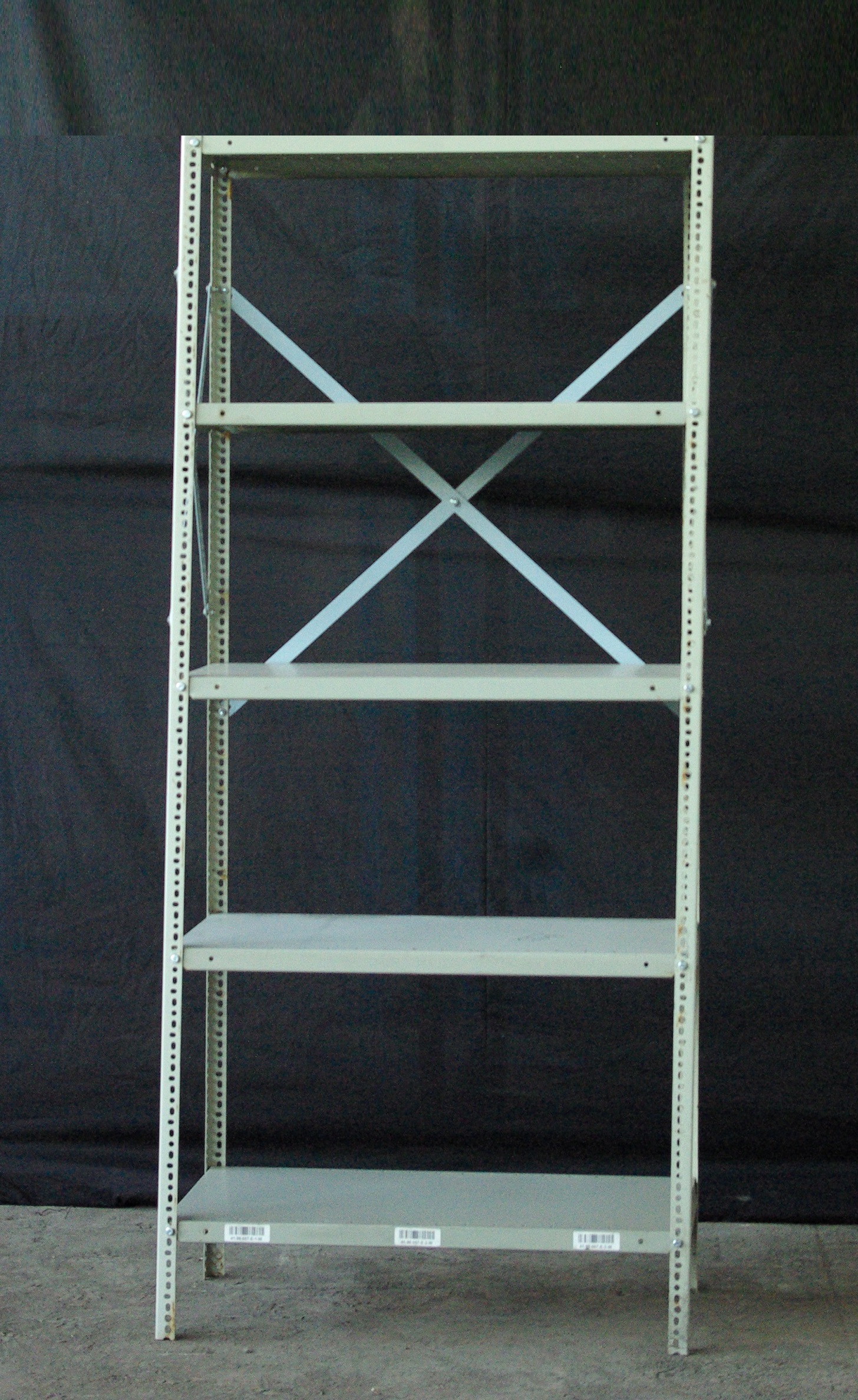Used Bolted steel shelving 