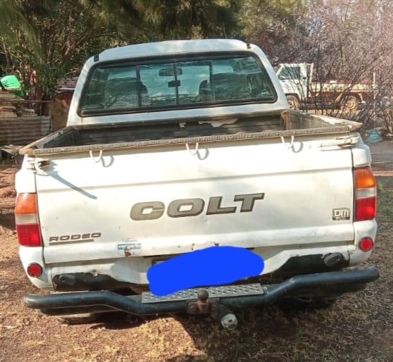 Used 2000 Mitsubishi Colt 2400i Rodeo double cab - Private Seller Used 2000 Mitsubishi Colt 2400i Rodeo double cab - Private Seller