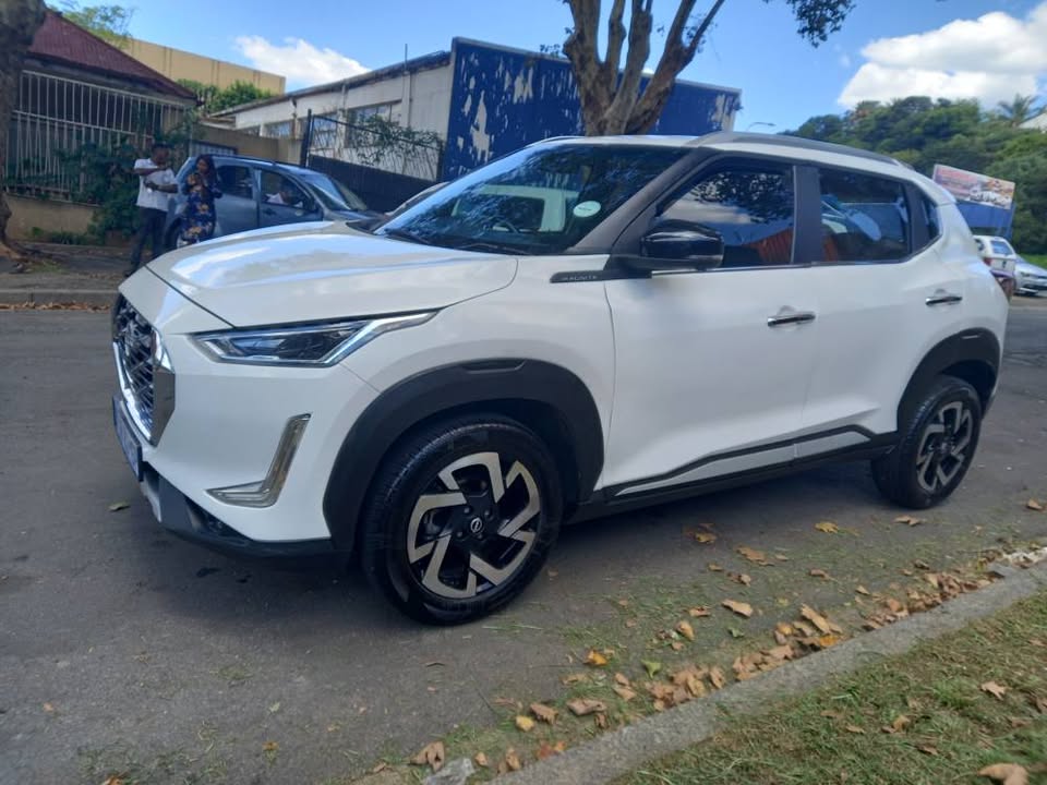 2022 NISSAN MAGNITE 1.0 CVT TURBO PETROL, AUTOMATIC, White