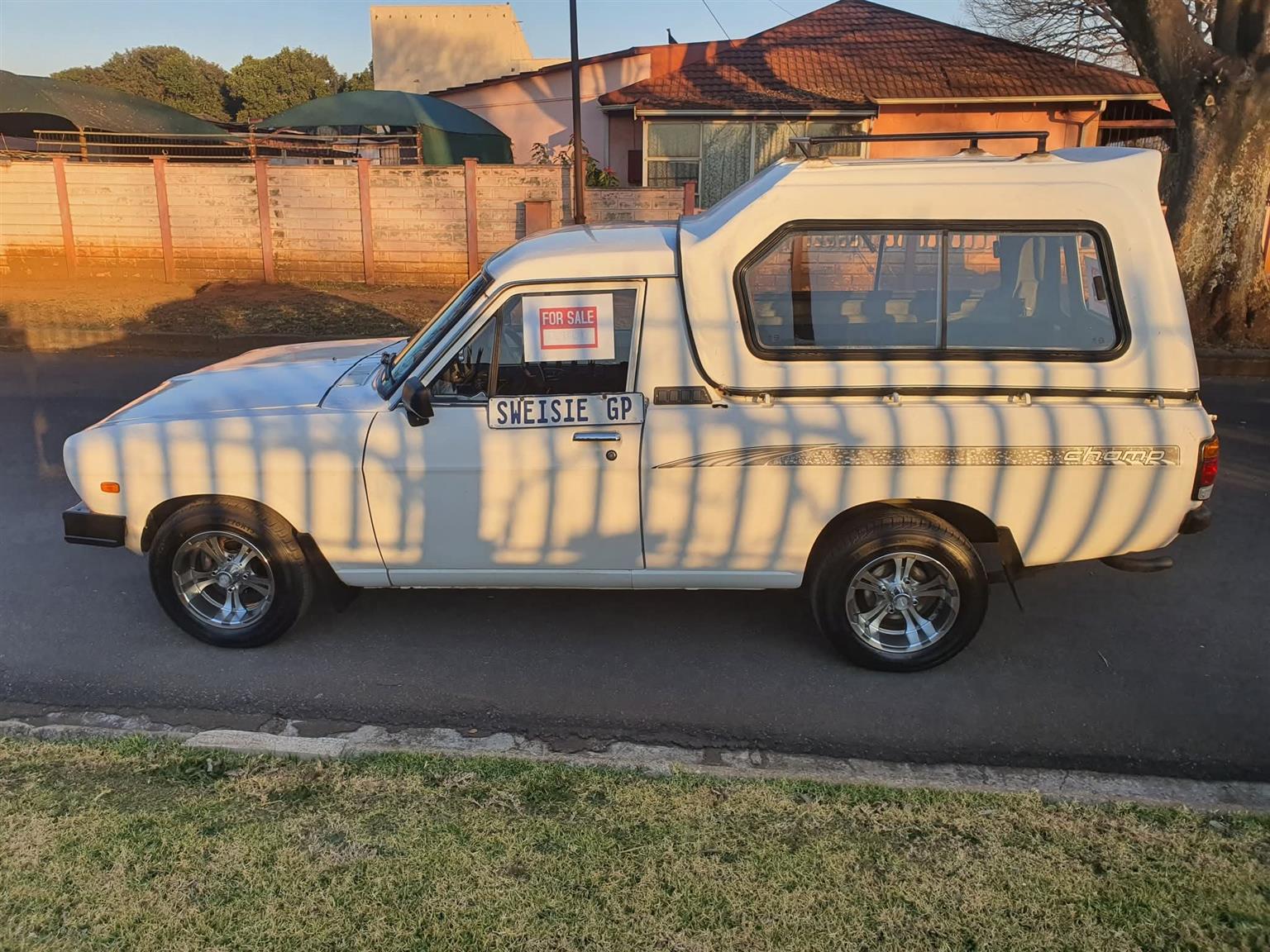 NISSAN 1400 WITH MAGS AND CANOPY - Private Seller NISSAN 1400 WITH MAGS AND CANOPY - Private Seller