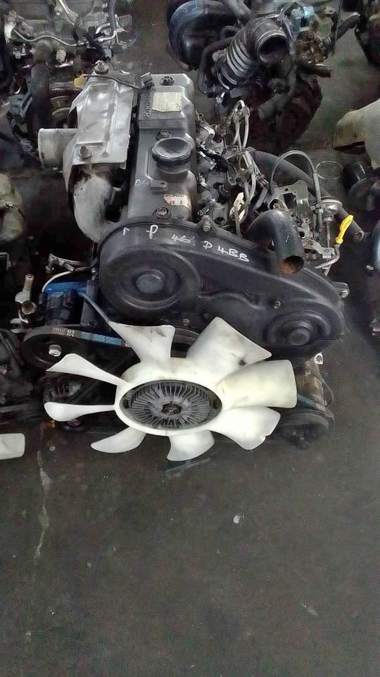 HYUNDAI D4BB 2.4L NON TURBO COMPLETE ENGINE FOR SALE - Private Seller HYUNDAI D4BB 2.4L NON TURBO COMPLETE ENGINE FOR SALE - Private Seller